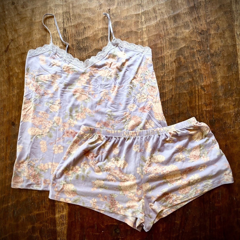 Flora Floral Lavender Color PJ Set (Size M)